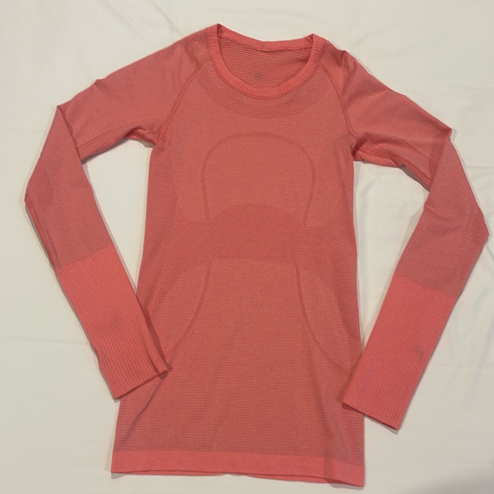 Lululemon Swiftly Tech Long Sleeve